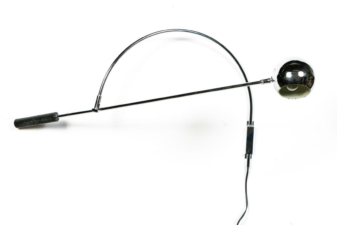 Robert Sonneman Modern Chrome Wall Mounting Lamp: Robert Sonneman (American (New York), 20th century). A modern chrome wall mounting orbital lamp. Apparently unmarked. Approx. height 33"