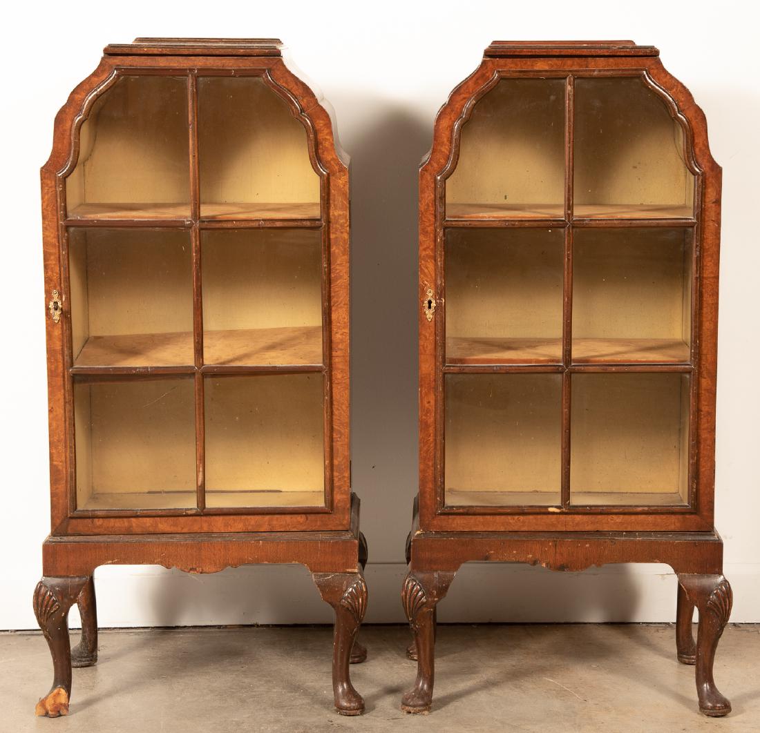 Pair of Burled Wood Glass Front Small Cabinets (1 of 8)