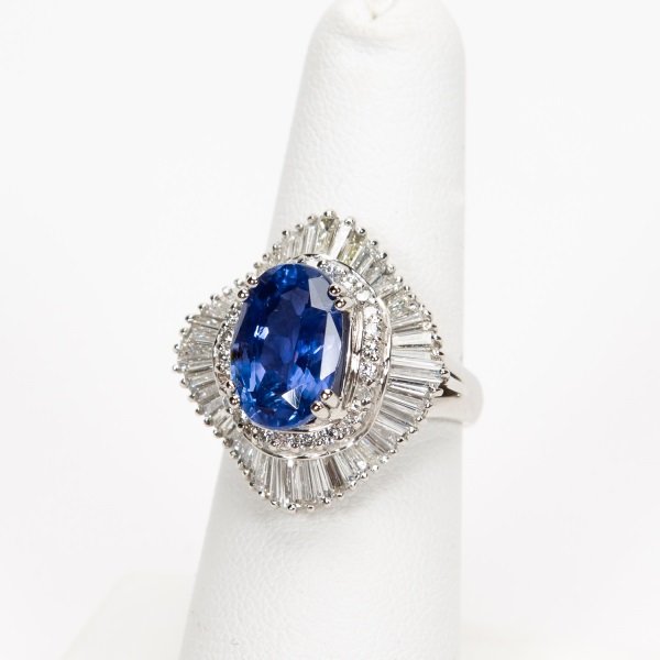 Natural Blue Sapphire & Diamond Ring, GIA Cert. (1 of 16)