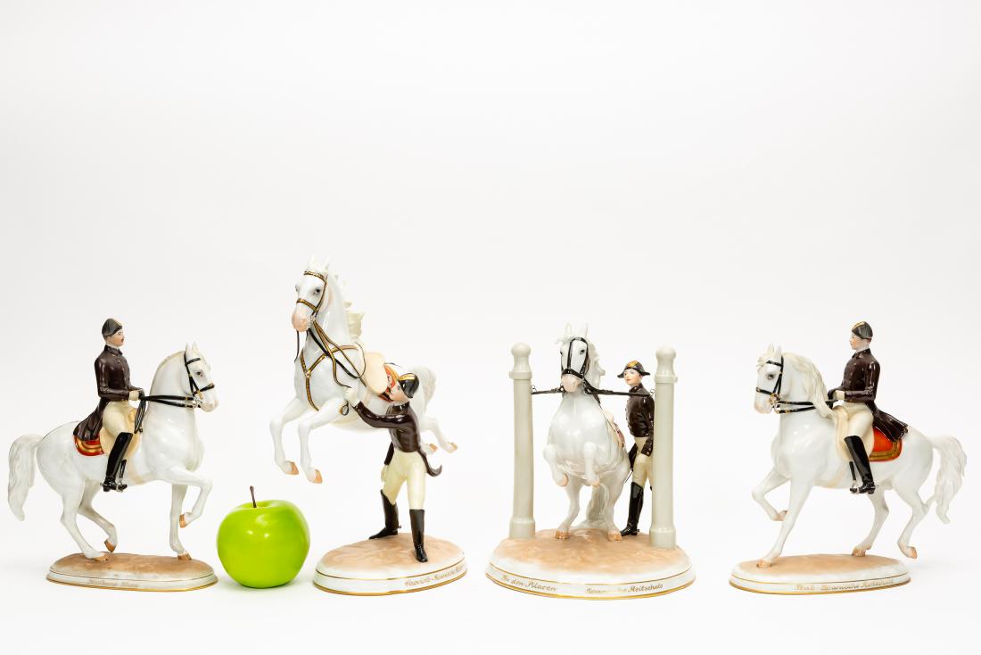 Four Wien Spanish Riding School Horses & Riders (1 of 12)