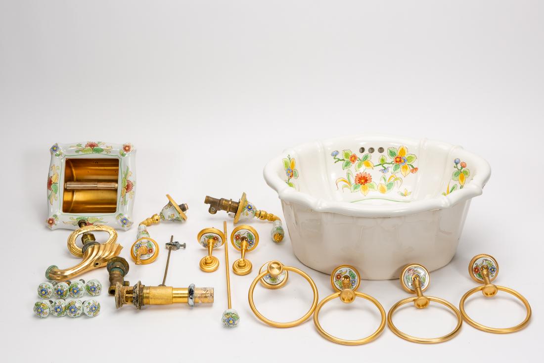 22 PC Sherle Wagner Floral Porcelain Sink & Fixt. (1 of 10)