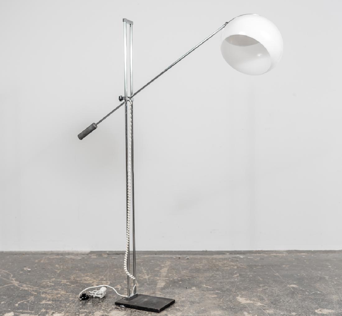 Italian Modern Chrome Extending Arm Floor Lamp: Italian, 20th / 21st century. A chrome floor lamp in the manner of Robert Sonneman with cantilever arm. Unmarked. Approx. h. 85" (highest point), h. 71" (lowest point), width of arm 46".