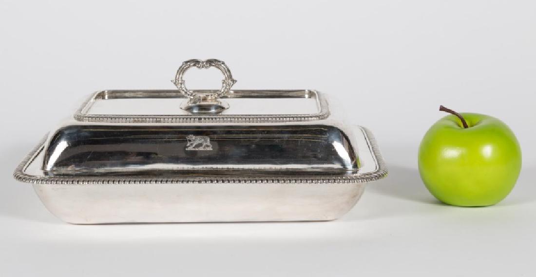 English Georgian Sterling Entree Dish with Cover: Early 19th century, English, sterling silver entree dish with cover. George III, hallmarked London, 1805, maker's mark of Richard Cooke. Rectangular shape dish with conforming lid, with rope borders, 