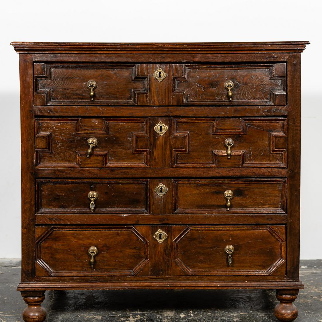 18th C. English Oak and Elm Four Drawer Chest (1 of 12)