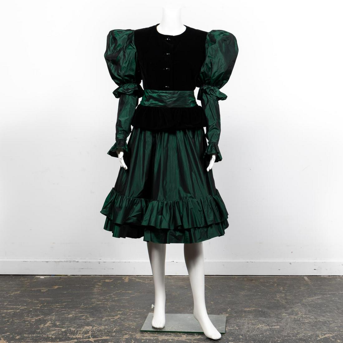 3pc Yves St. Laurent Green & Black Velvet Ensemble (1 of 5)