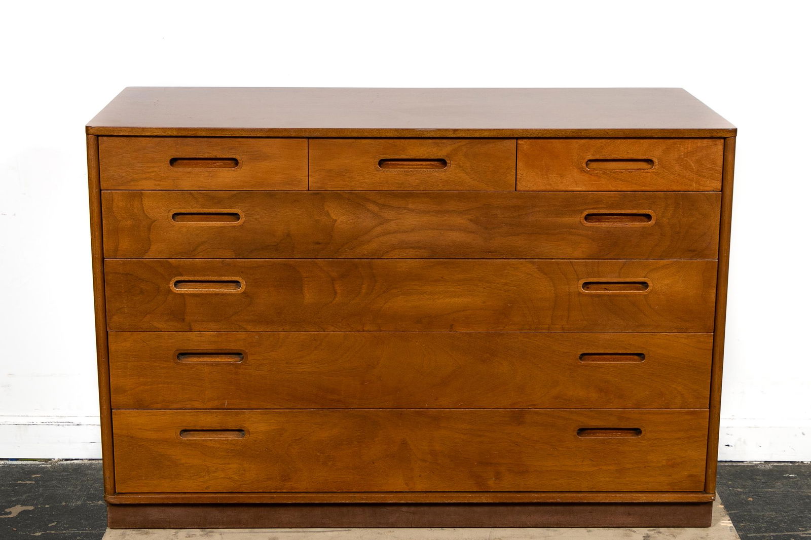 Dunbar Mid Century Modern "New World" Chest Jan 11, 2020 Ahlers