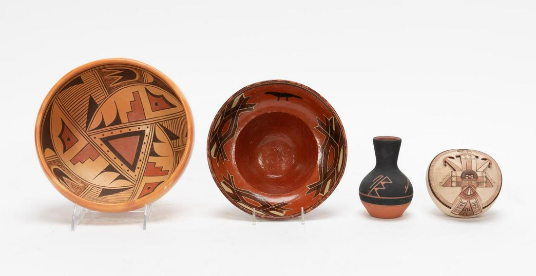Four, Contemporary Ceramic Native American Vessels: American and South American, 20th / 21st century. A group of four Native American pottery pieces comprising of one Hopi vase, one Lakota vase, one Lula Oso Pahona Hopi polychrome traditional interior 