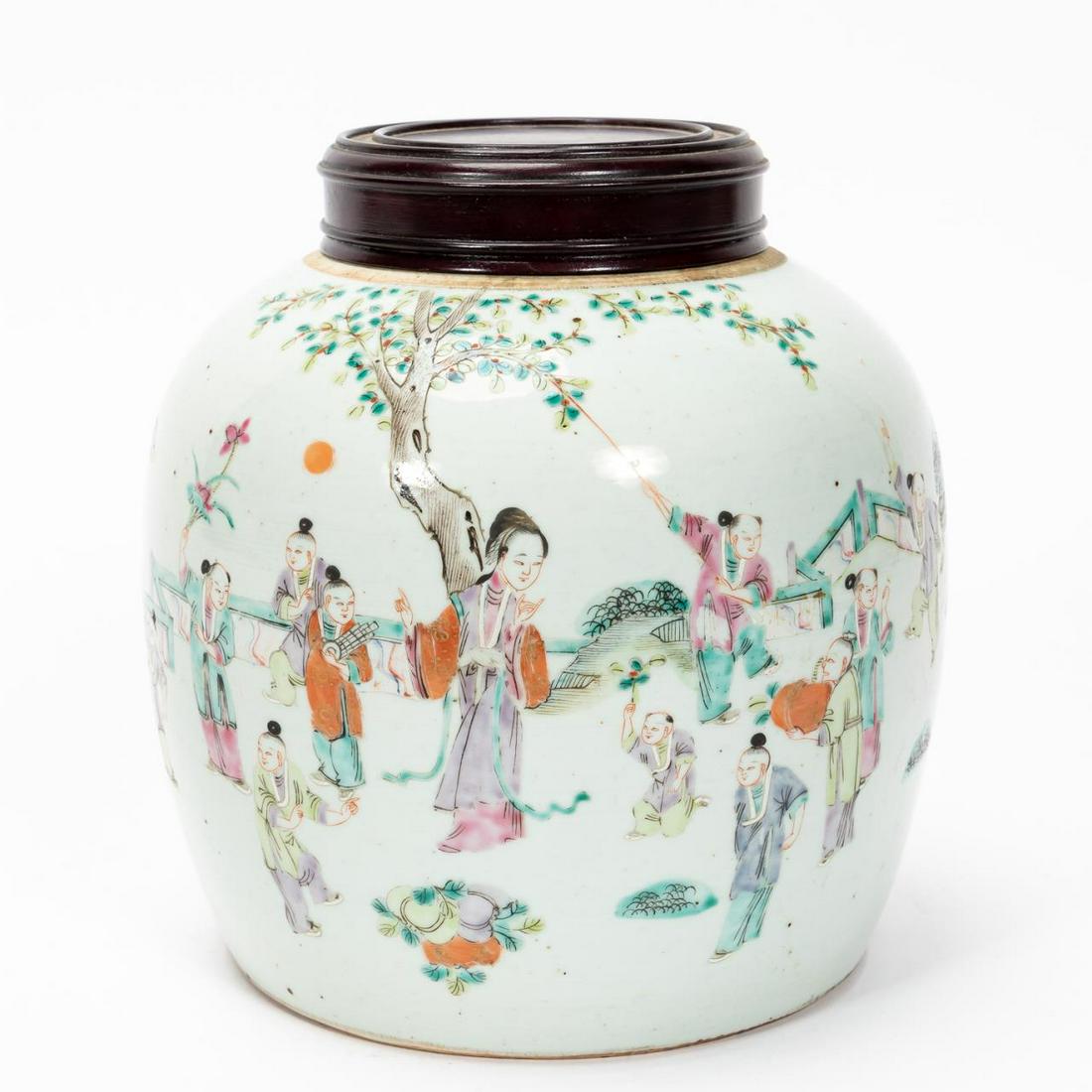 CHINESE FAMILLE ROSE PORCELAIN LIDDED GINGER JAR (1 of 8)