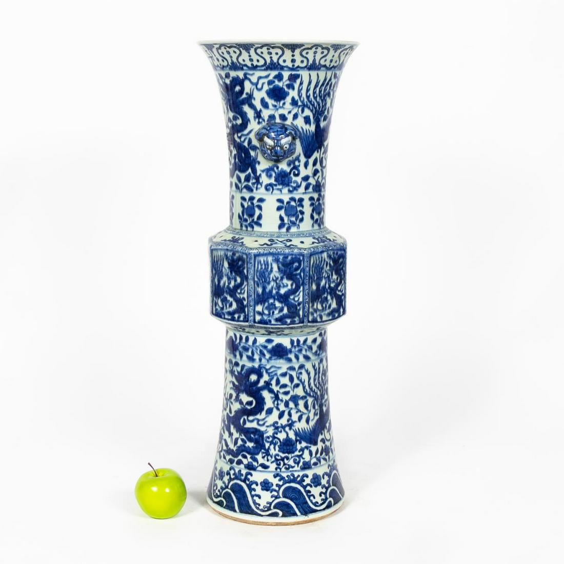 LARGE CHINESE QING BLUE & WHITE PORCELAIN GU VASE (1 of 10)