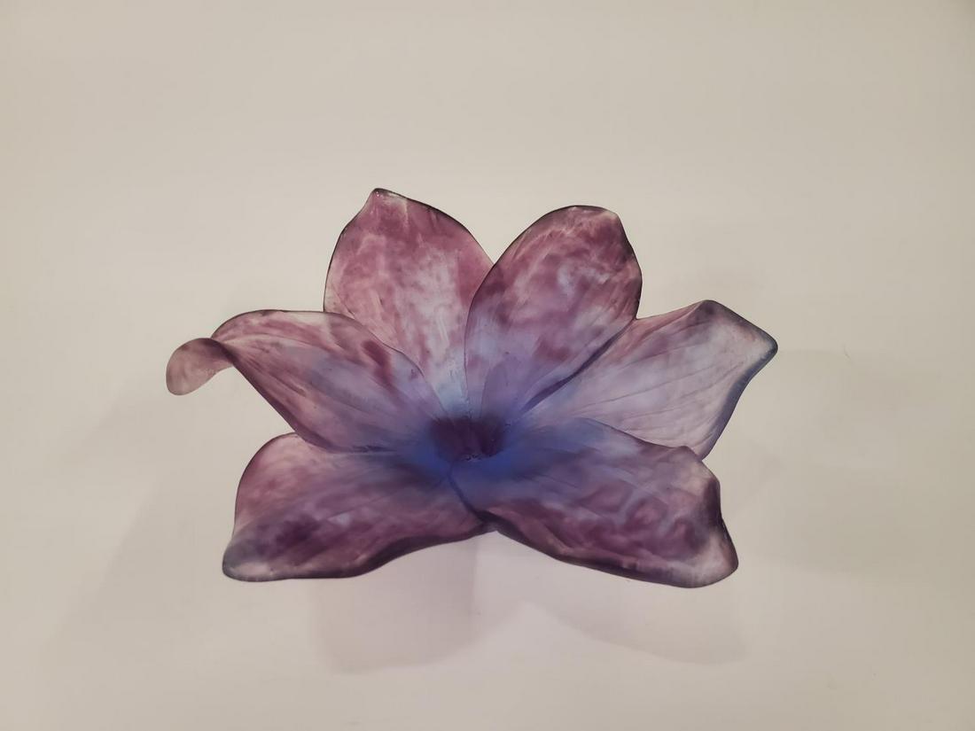 DAUM CRYSTAL PATE DE VERRE AMARYLLIS BOWL: Daum (French, founded 1878). A pate de verre "Amaryllis" crystal bowl. Marked to underside "Daum France". Approx: h. 3", w. 7.5". Note: Accompanied with original padded box.