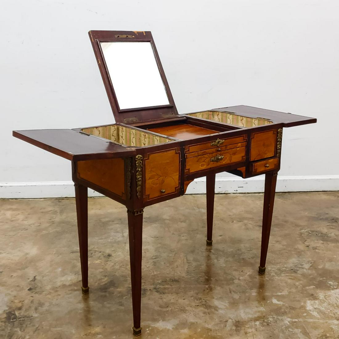 19TH C. FRENCH MARQUETRY LADIES' DRESSING TABLE (1 of 10)