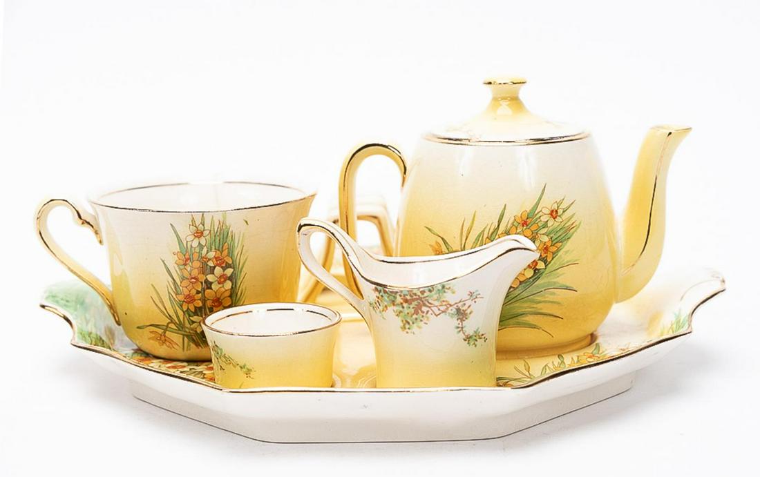 6 PC ROYAL WINTON "NANCY" PORCELAIN BREAKFAST SET (1 of 5)