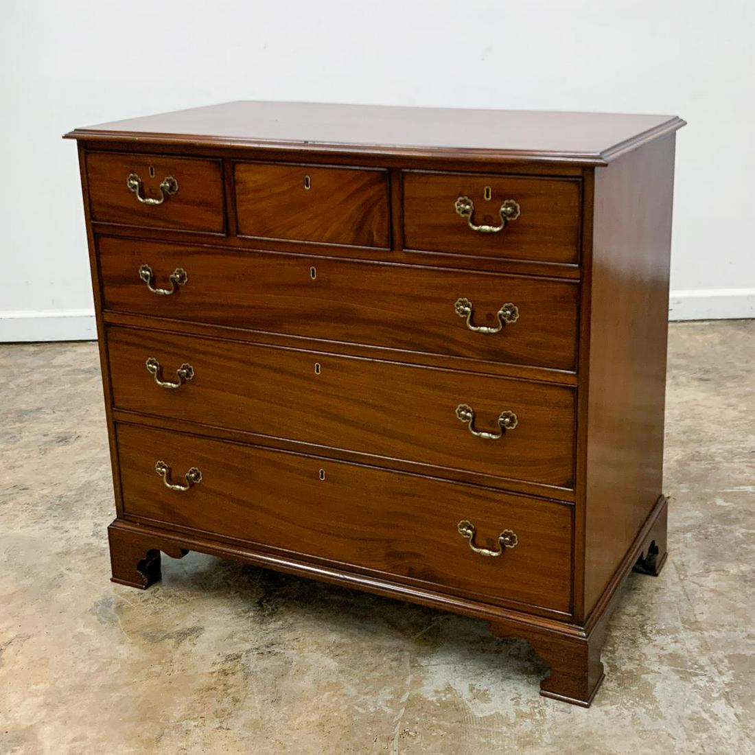 SCOTTISH, GEORGE III MAHOGANY SIX DRAWER CHEST (1 of 6)