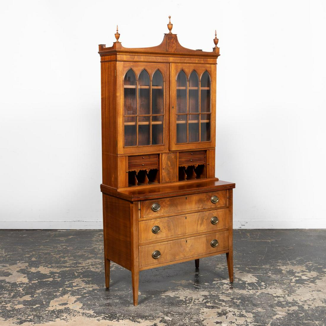 AMERICAN FEDERAL STYLE MAHOGANY SECRETARY (1 of 9)