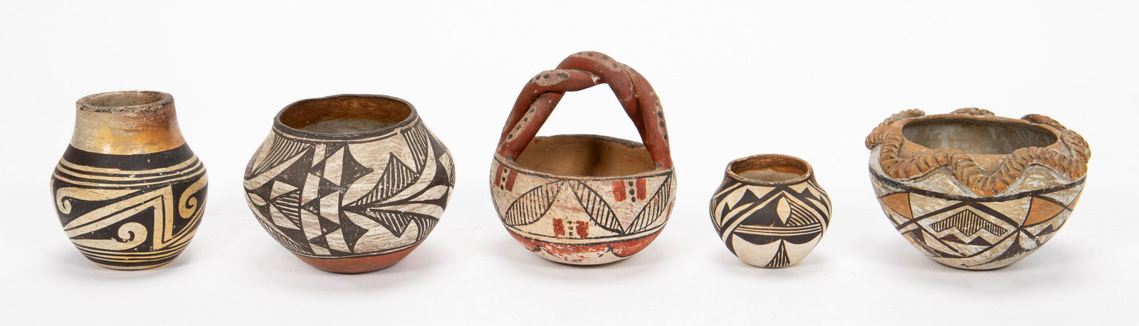E. 20TH 5 NATIVE AMERICAN ACOMA POTTERY VESSELS (1 of 9)