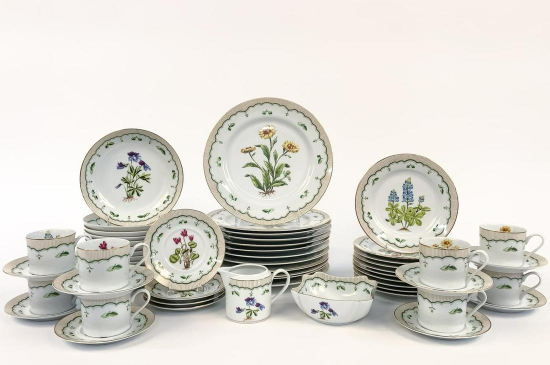 56PC GEORGES BRIARD "VICTORIAN GARDEN" CHINA SET (1 of 12)
