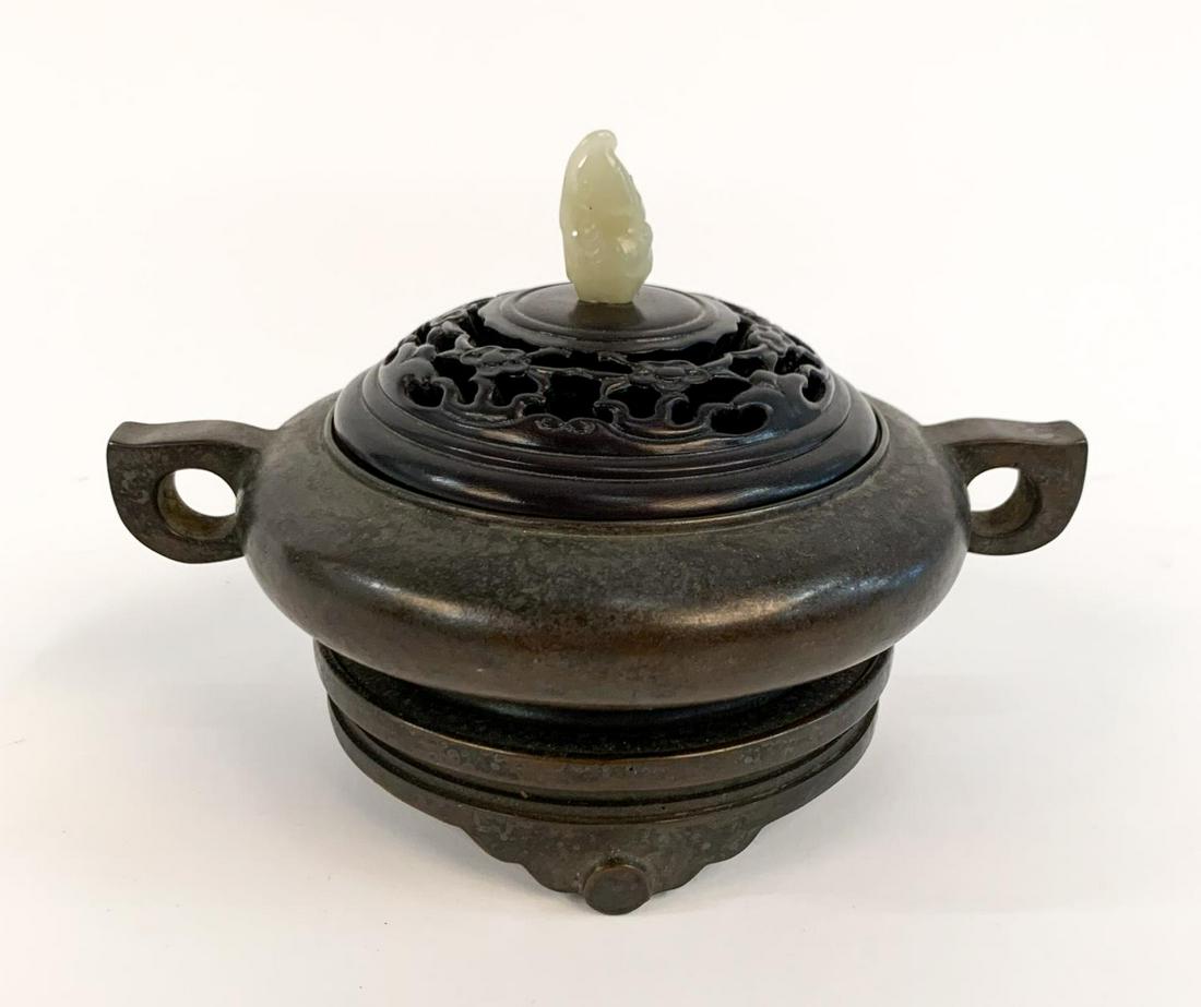 CHINESE QING STYLE BRONZE CENSER WITH COVER, 3PC (1 of 6)
