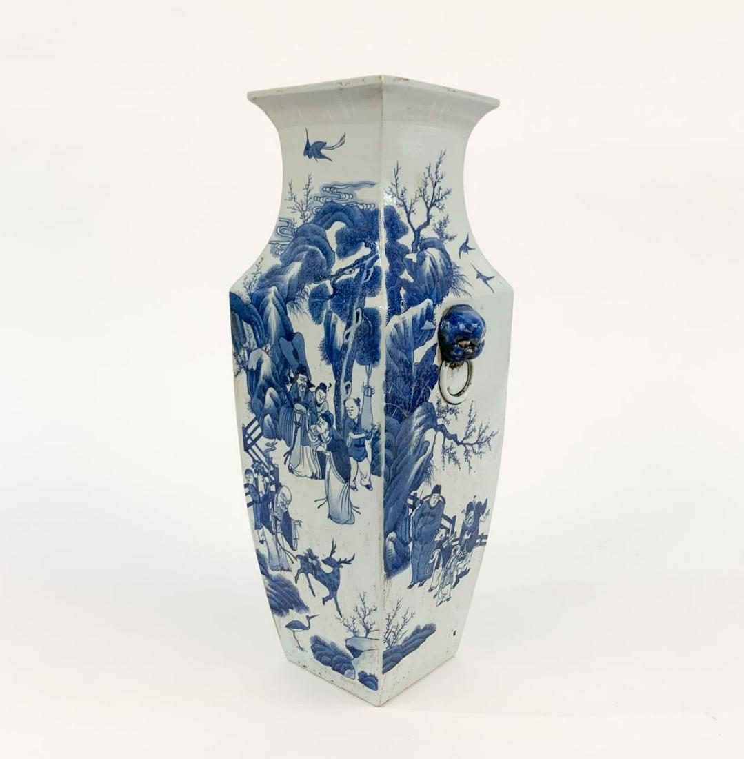 CHINESE QING STYLE BLUE AND WHITE FIGURAL VASE (1 of 7)