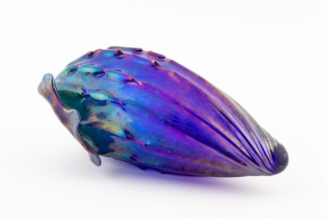 SEGUSO VIRO MURANO BLUE IRIDESCENT GLASS SEA SHELL: Seguso Viro Co. (Italian), contemporary. One "conchiglie" hand blown Murano glass iridescent blue sea shell. Etched maker's mark on side. Approx. h. 9.25", w. 3.75".