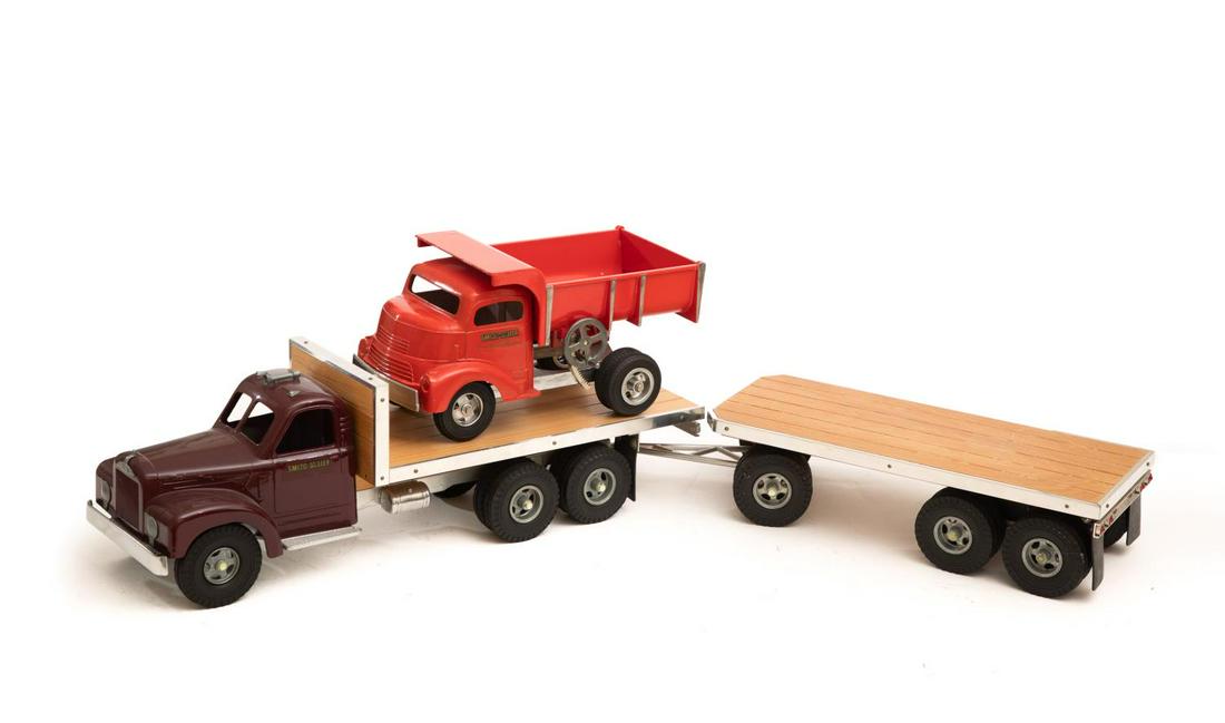Model Flatbed Car Carrier with 2 Trailers & Truck (1 of 5)