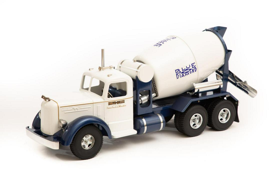 Blue Diamond Model Cement Mixer (1 of 5)