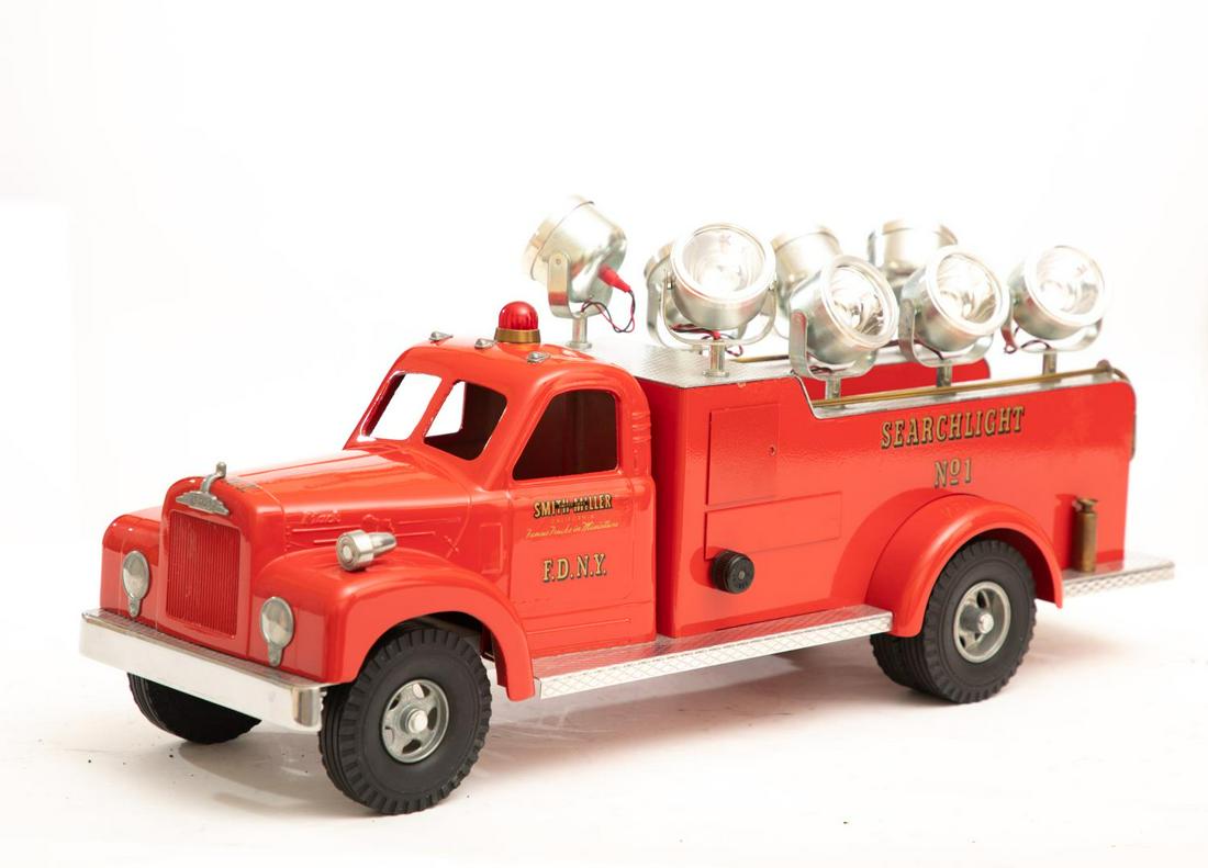 Model Fire Department Multi-Light Truck (1 of 5)