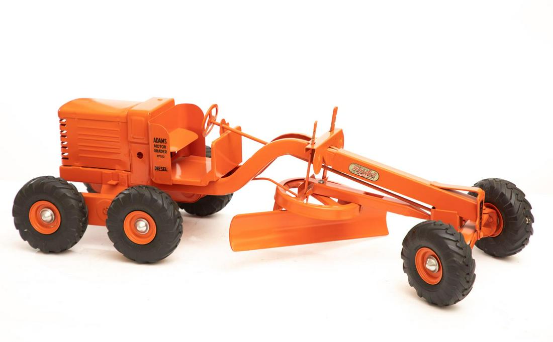 Orange Model Scraper Truck by Doepke (1 of 4)