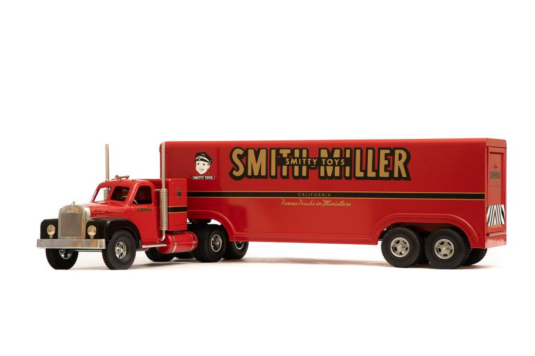 Limited Edition Smith Miller Model Tractor Trailer (1 of 5)