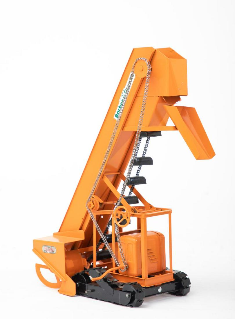 Orange Bucket Loader by Doepke (1 of 4)