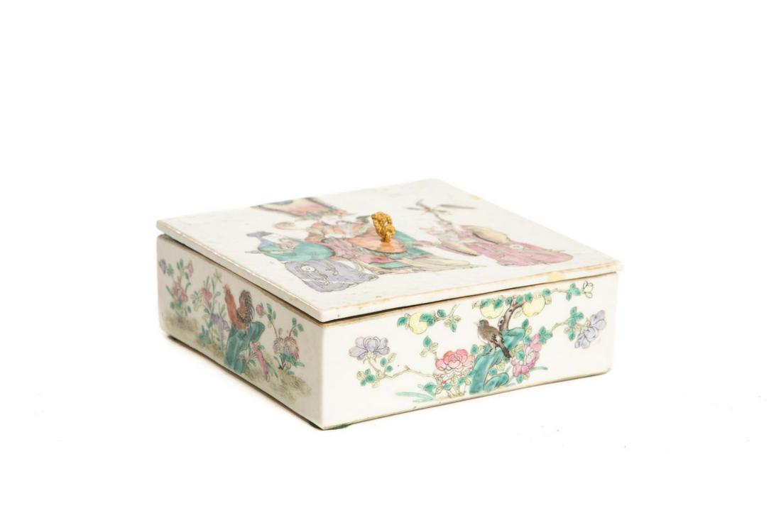 Chinese Famille Rose Porcelain Square Dresser Box (1 of 6)