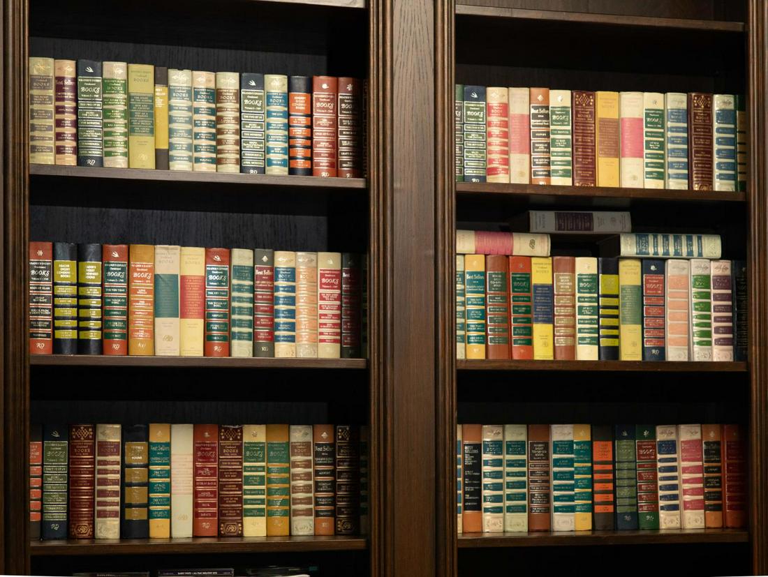 Group Lot Reader's Digest Condensed Volumes (1 of 3)