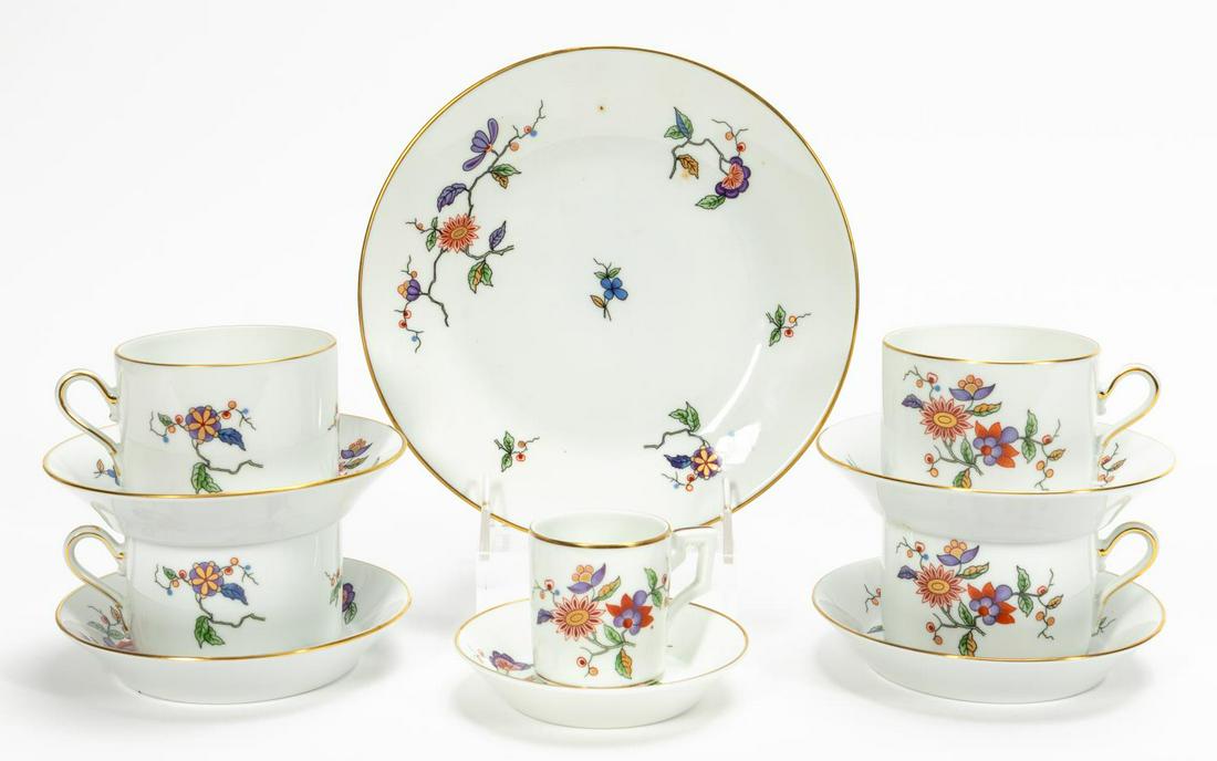 11PCS, RICHARD GINORI PORCELAIN, ORIENTE PATTERN: Richard Ginori, Italian, 20th century. Eleven pieces of "Oriente" pattern dinnerware comprising salad / dessert plate (7.75"), four coffee cups and four saucers (dia 5.25), and demitasse cup and sauce