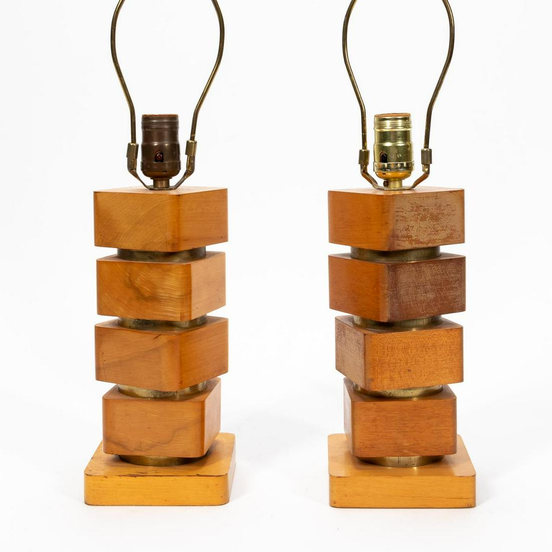 RUSSEL WRIGHT, WOOD & ALUMINUM STACKED TABLE LAMPS: Russel Wright (American), mid-20th century. Mid-Century Modern copper colored aluminum and maple stacked table lamps. Apparently unmarked. Approx. h. 18.25" (top of shade), diam. 11" (shade).