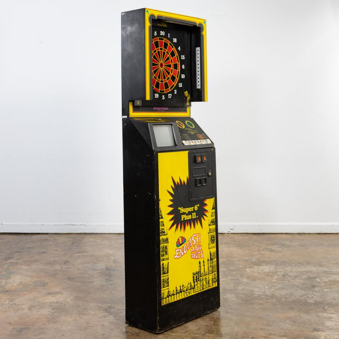 ENGLISH MARK DARTS SUPER 6 PLUS II ARCADE MACHINE (1 of 7)