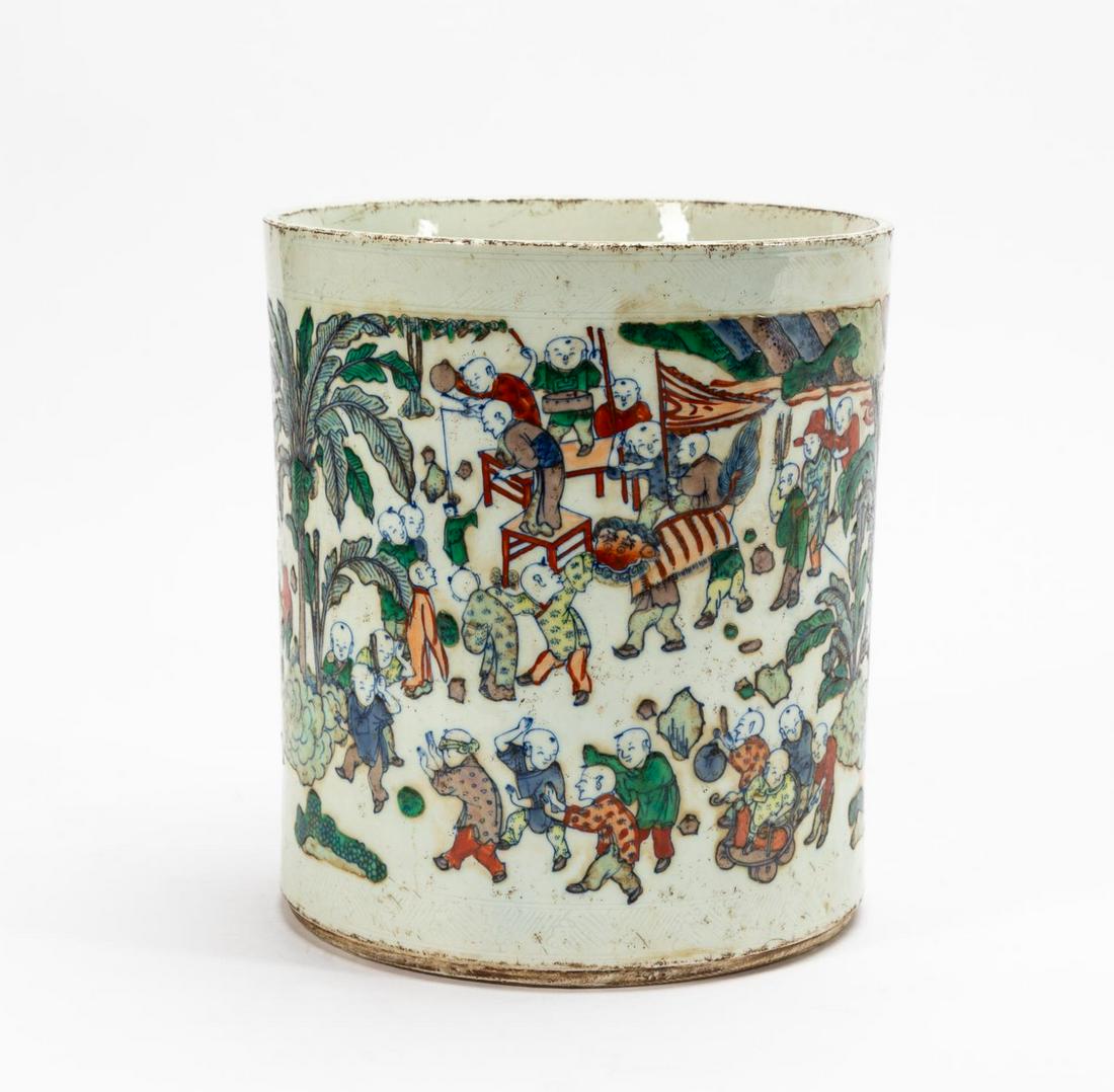 CHINESE FIGURAL MOTIF FAMILLE VERTE BRUSH POT (1 of 6)