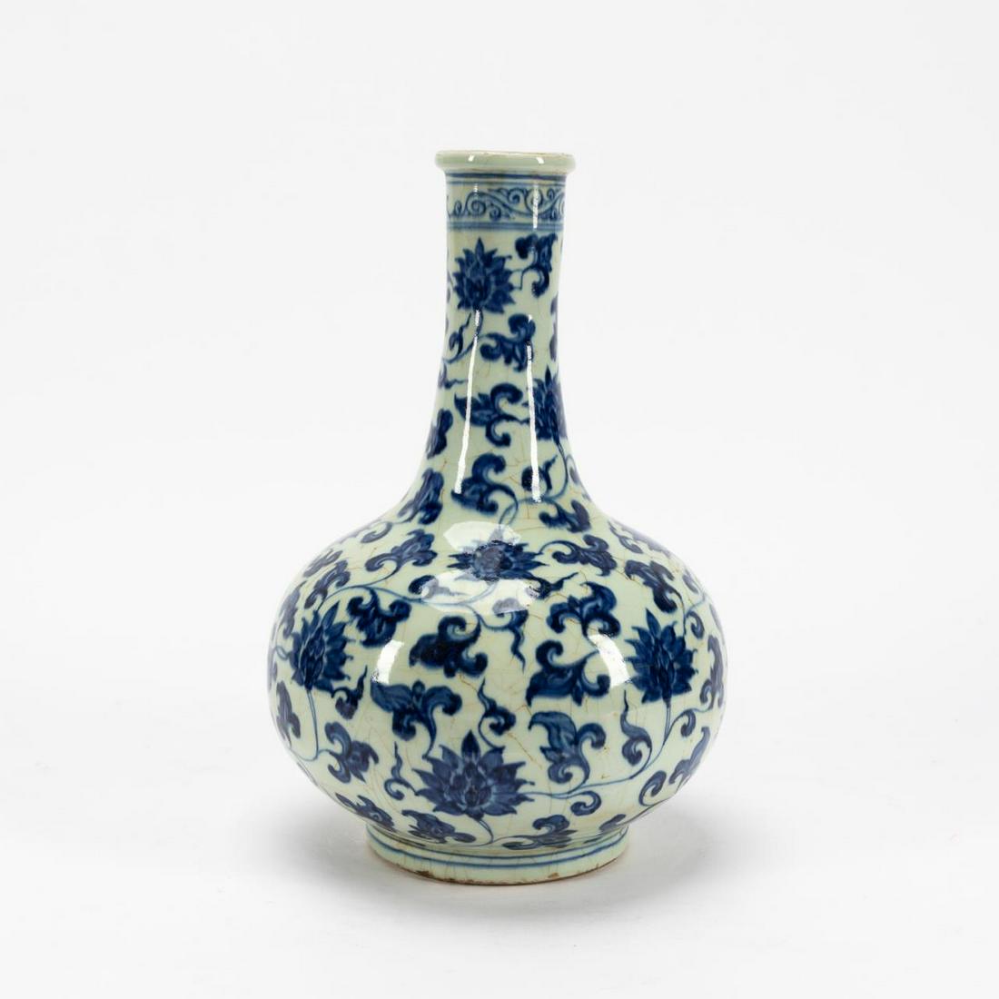 CHINESE BLUE AND WHITE PORCELAIN GLOBULAR VASE (1 of 6)