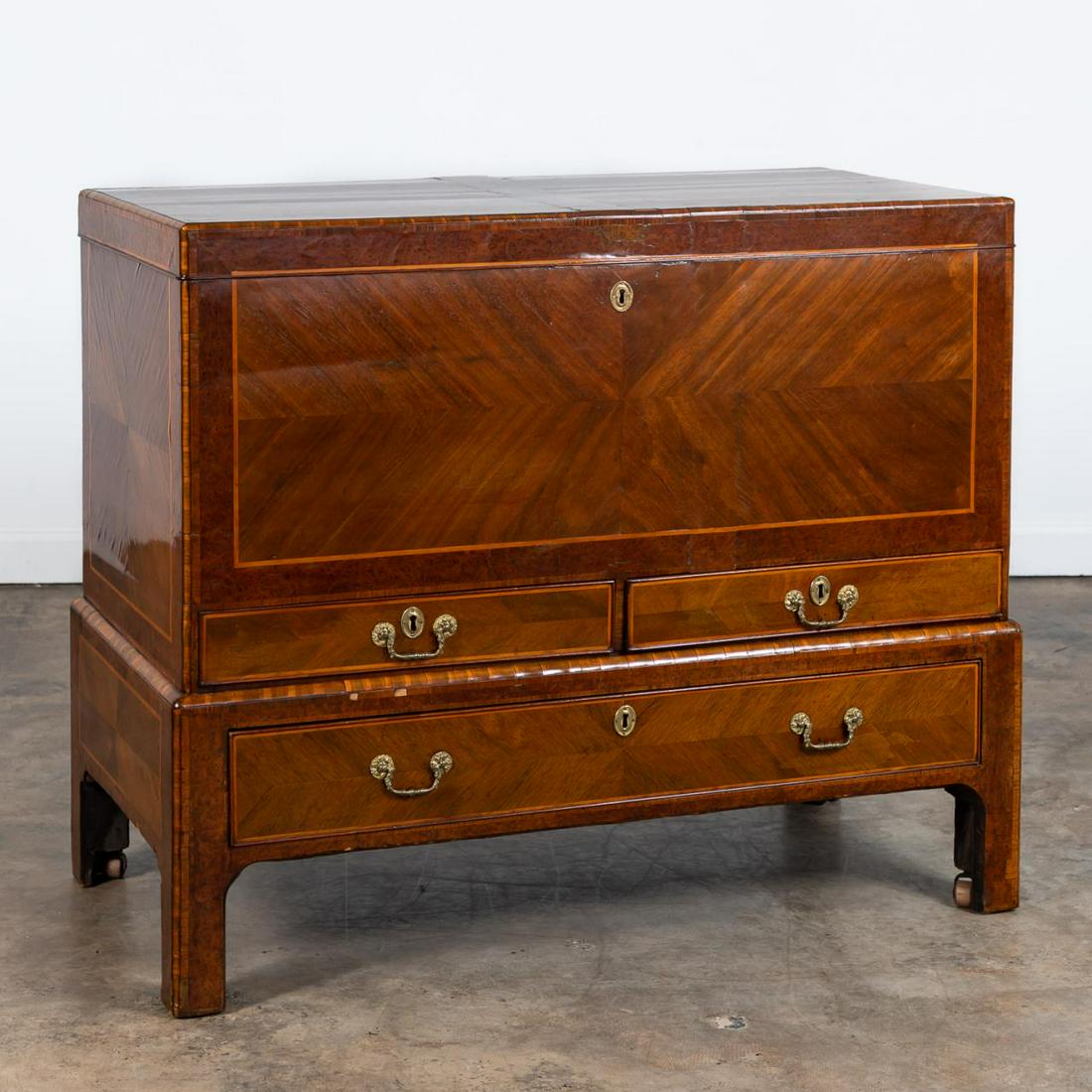 20TH C. GEORGIAN STYLE BURL BLANKET CHEST ON STAND (1 of 7)