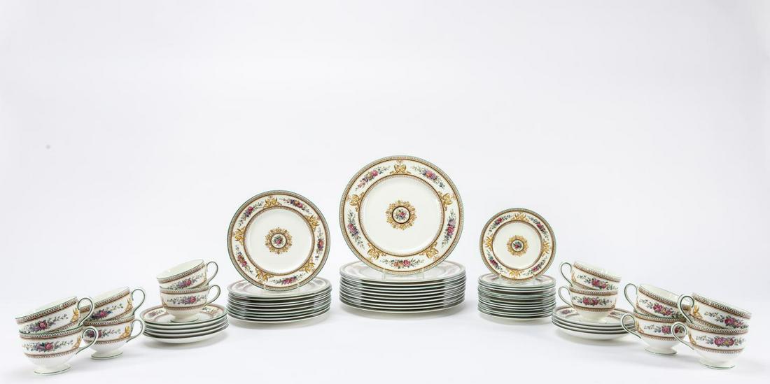 56PC WEDGWOOD COLUMBIA WHITE CHINA SET (1 of 6)