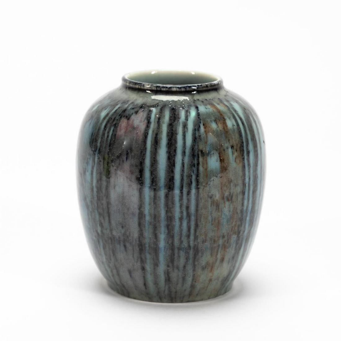 SMALL ROOKWOOD POTTERY VASE, JANET HARRIS 1931 (1 of 6)
