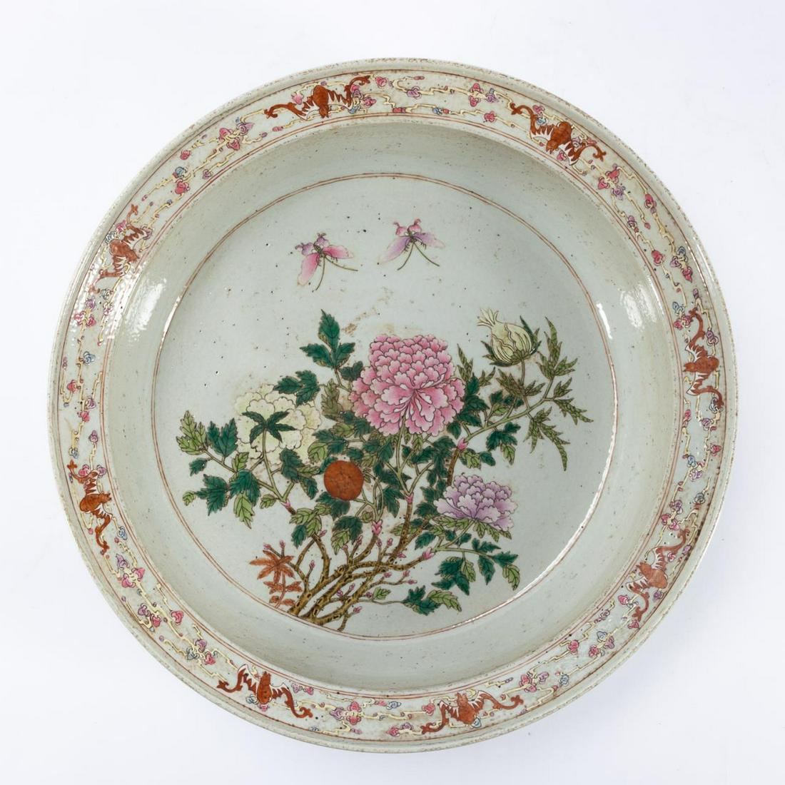 CHINESE LARGE FAMILLE ROSE FLORAL WASH BASIN (1 of 5)