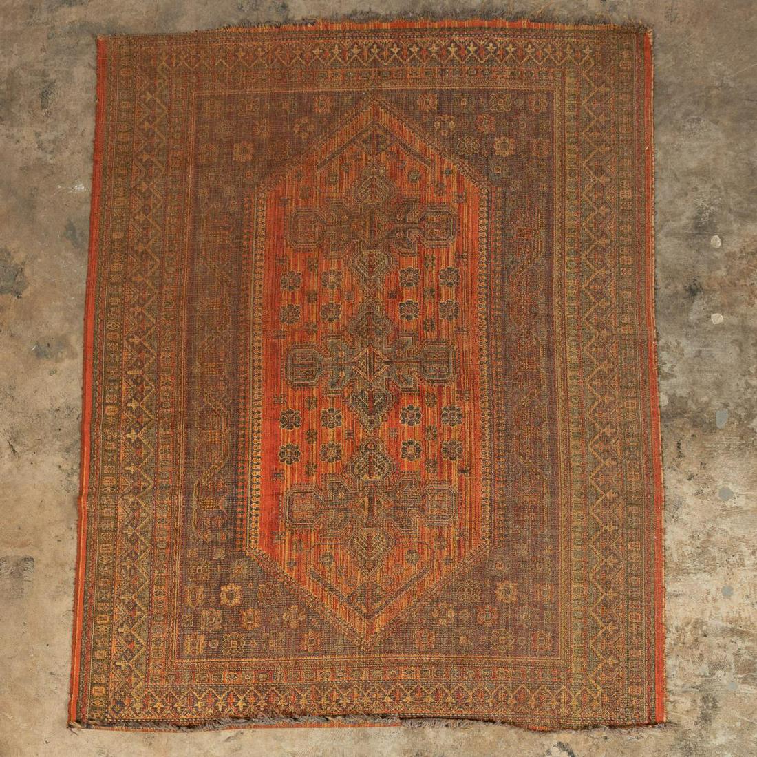 VINTAGE SOUTH PERSIAN DESIGN CARPET (1 of 4)