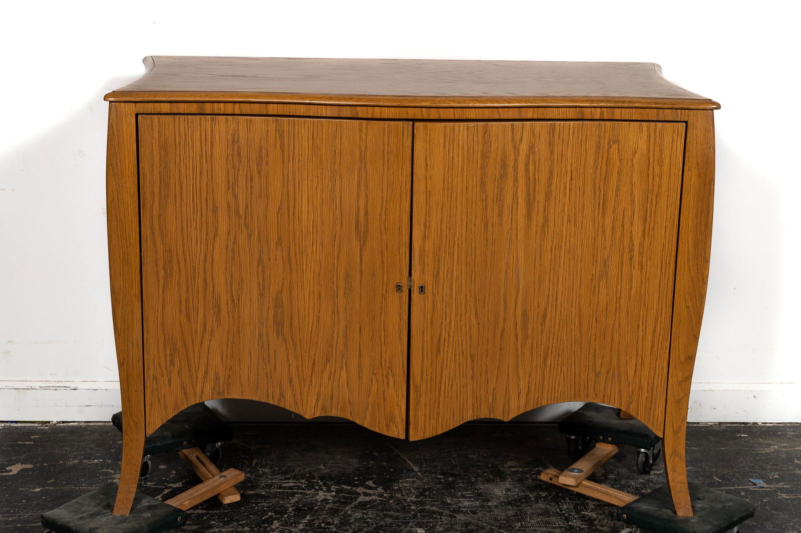 TWO-DOOR CABINET IN FRENCH LOUIS VX STYLE (1 of 5)