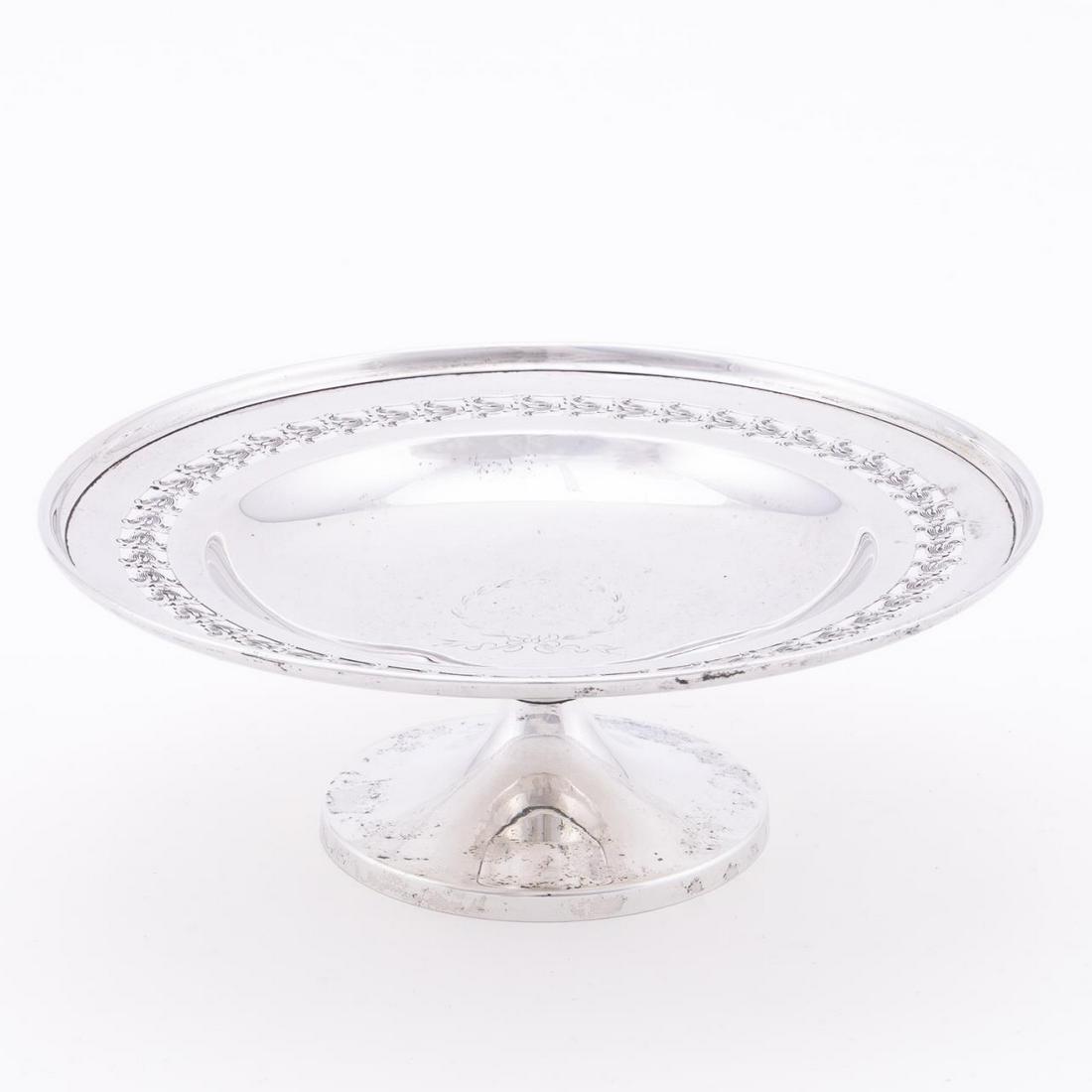 MERIDEN BRITANNIA STERLING SILVER TAZZA (1 of 6)