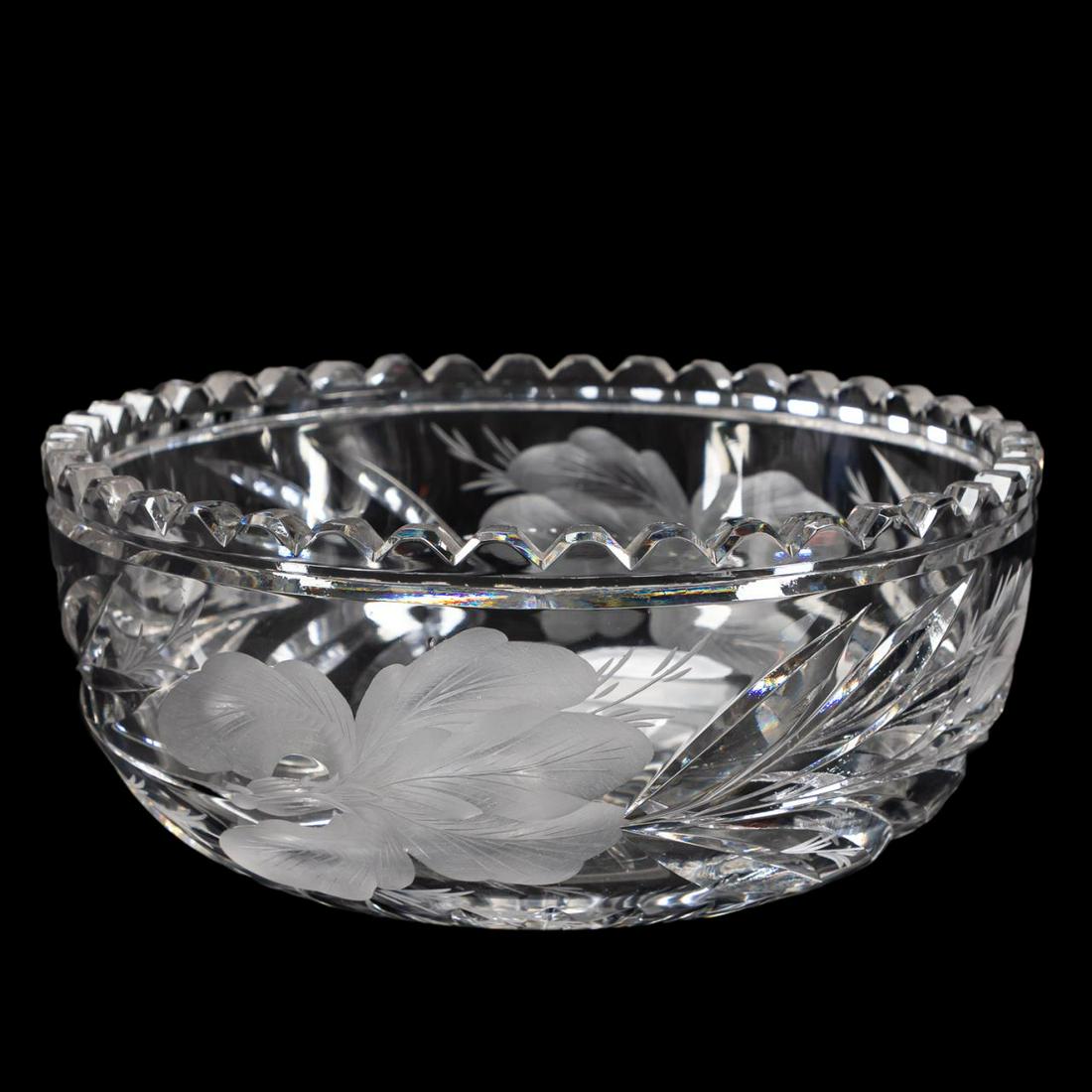 HAWKES IRIS GRAVIC CUT GLASS BOWL: T.G. Hawkes & Co. (American), early 20th century. "Iris" gravic brilliant cut glass bowl with intaglio floral motif and center star. Apparently unmarked. Approx. h. 3.5", diam. 8.25".