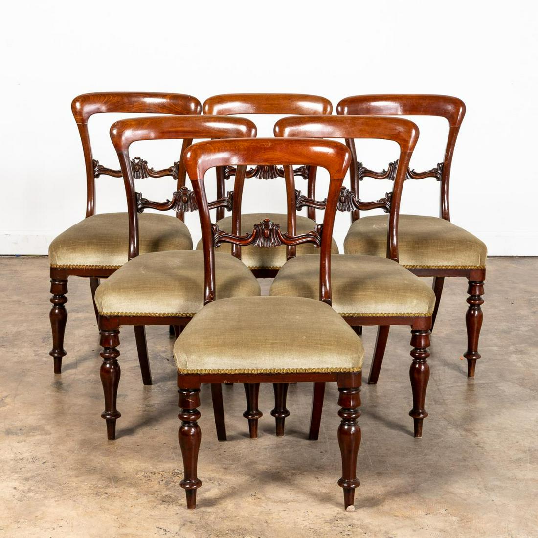 SET, SIX WILLIAM IV/VICTORIAN MAHOGANY SIDE CHAIRS (1 of 4)