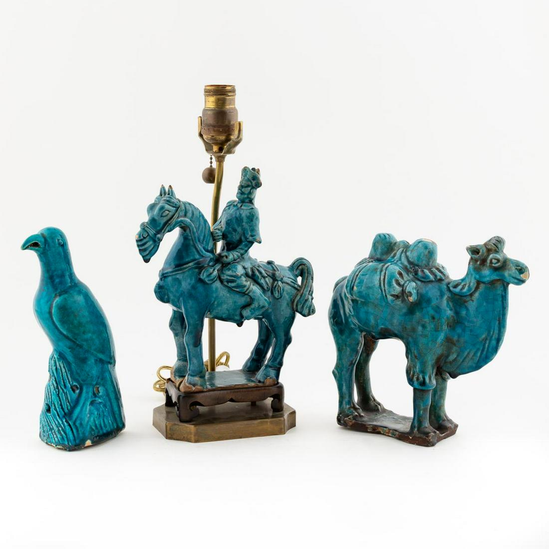 3 CHINESE TURQUOISE MONOCHROMATIC ANIMALS (1 of 7)