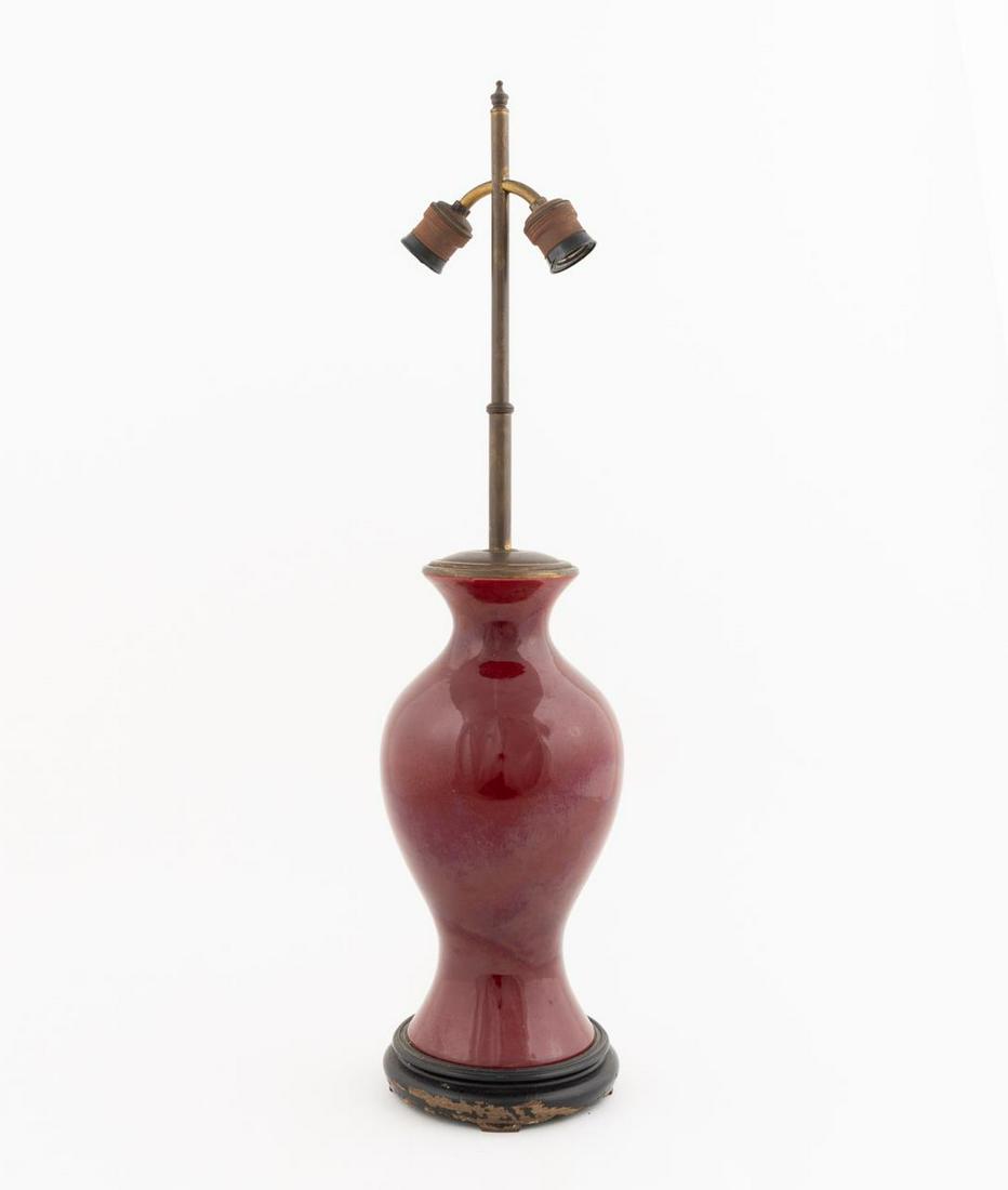 CHINESE SANG DE BOEUF VASE FORM TABLE LAMP (1 of 5)