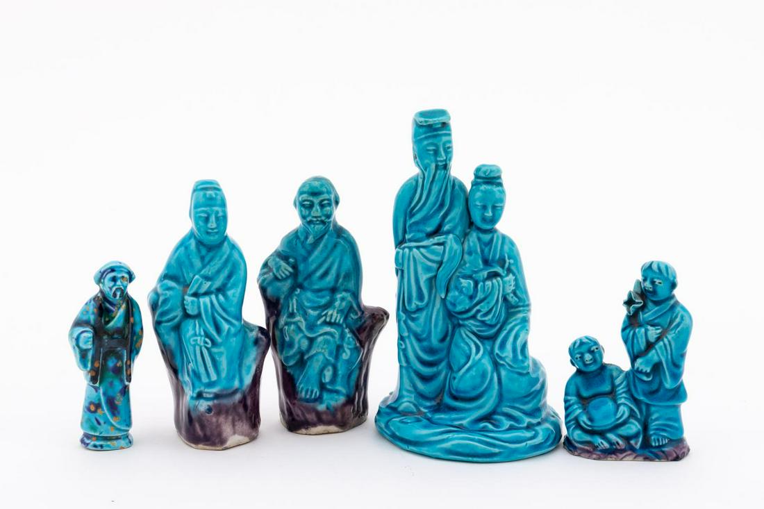 5 SMALL CHINESE EXPORT CERAMIC TURQUOISE FIGURES (1 of 8)