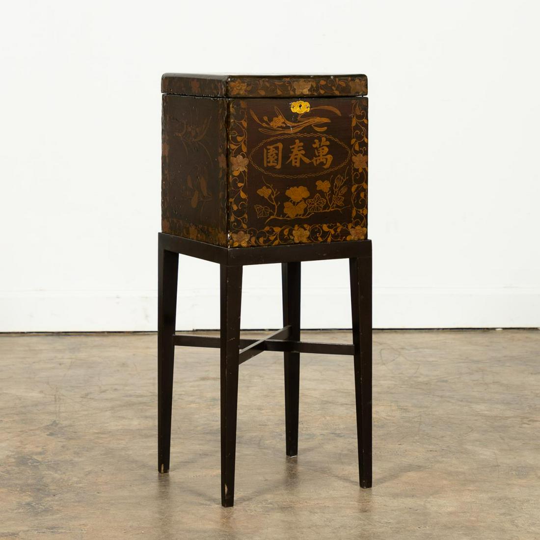 LARGE CHINESE LACQUERED TEA BOX ON STAND (1 of 6)