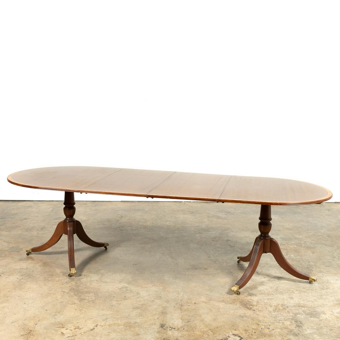 REGENCY STYLE MAHOGANY PEDESTAL DINING TABLE (1 of 7)